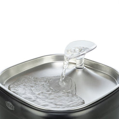 Trixie Drinkfontein Aqua Pure Kunststof / Rvs Zwart 18X18X14,5 Cm